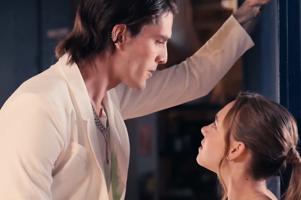 Reelshort breathe ending