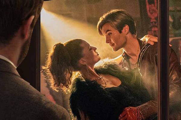 ReelShort The One That Got Away Cast