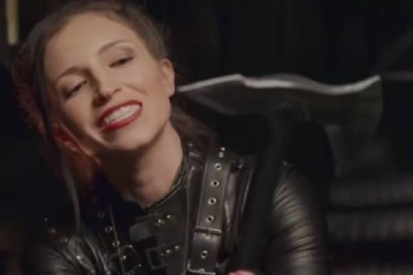 Alexis Schrepple ASMR