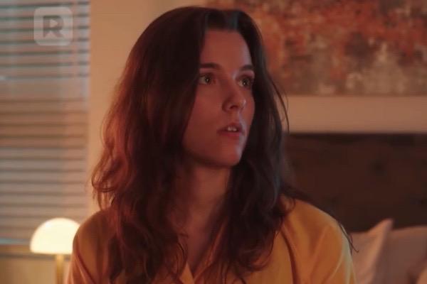 Blind Perfumer Marries Cold CEO