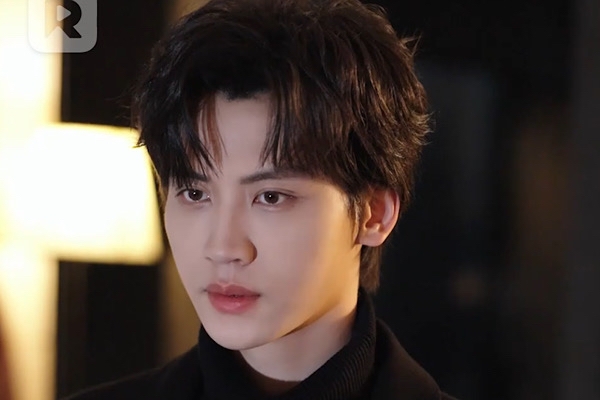 Doctor Sleep with Me Heal My Heart Actor