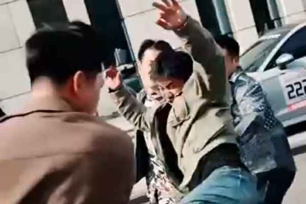 fool no more king returns dubbed