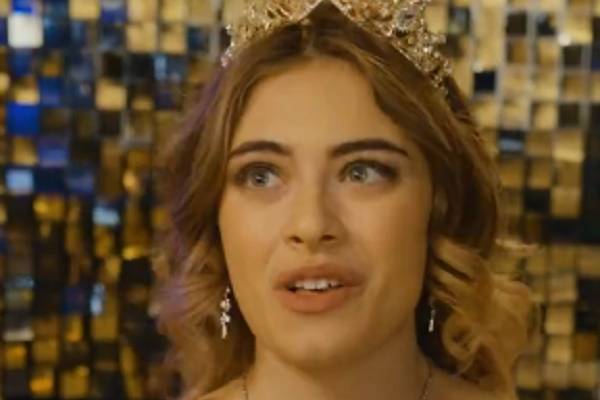 Gossip Godmother Cast Zoey Bella