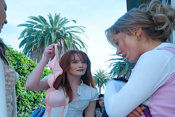  I Have to Choose Between Two Hot Brothers Full Movie