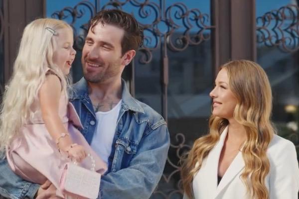 Nick Puya as the merchant of death