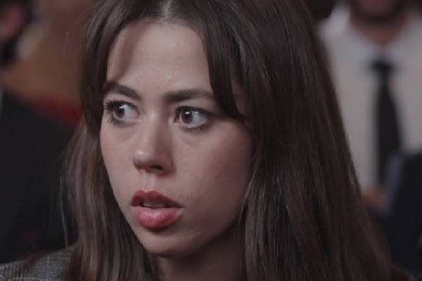 Don’t Watch Me Waste Away Movie Cast Chloe Gloria