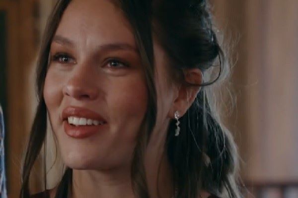 Not The Bride He Wanted Movie Cast Vivian Leila