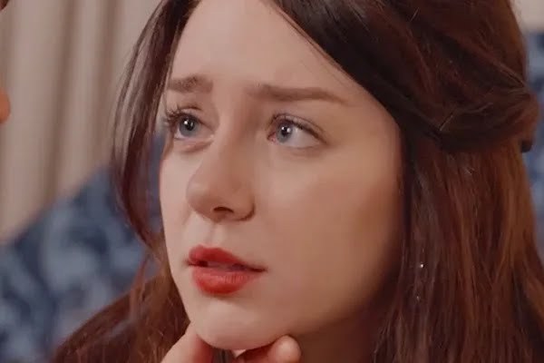Bound by the Past Dailymotion Cast
