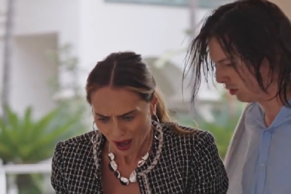 pewaris sejati dan ratu lebah palsu full movie