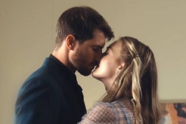 film rahasia gelap si pengasuh full movie