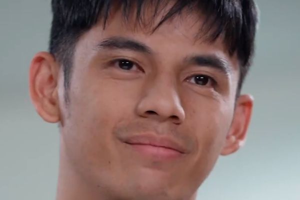 film istri cantik temani tahun baru	