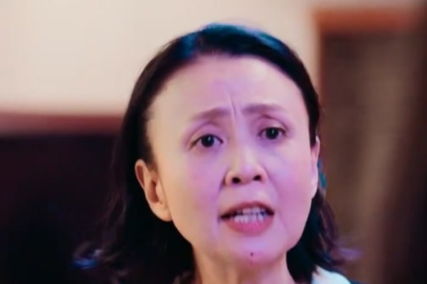 嬢決戦私こそが学園のクイーン 三田セイラ