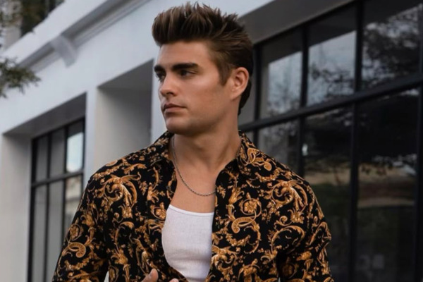 Świąteczny bezdomny milioner ReelShort