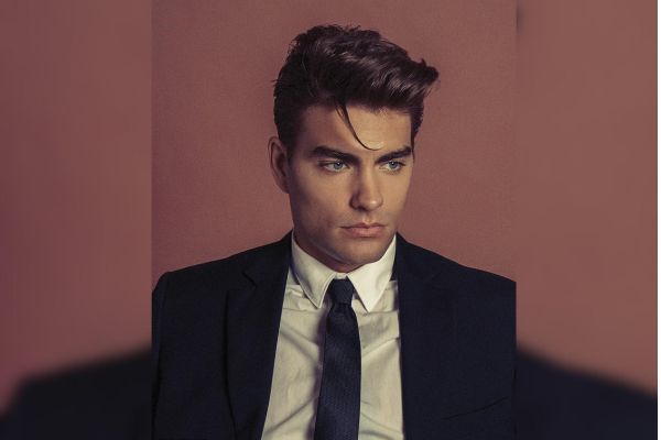 encontrei um marido multimilionário sem teto para o natal completo