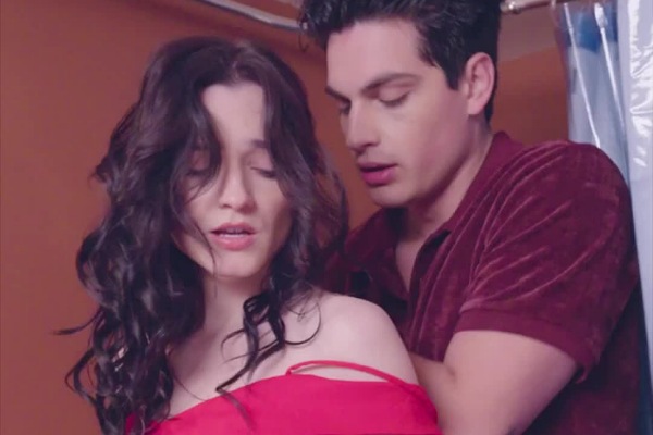 O Segredo Sujo de Meu Meio irmão 