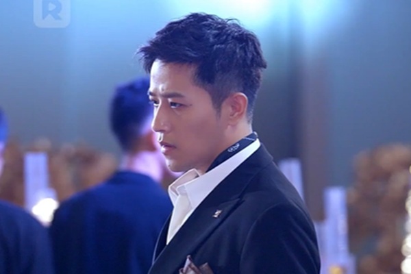 Elenco meu caminho para escuridão