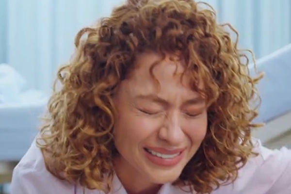 Heredera Castiga ao Seu Esposo Completo em Espanhol