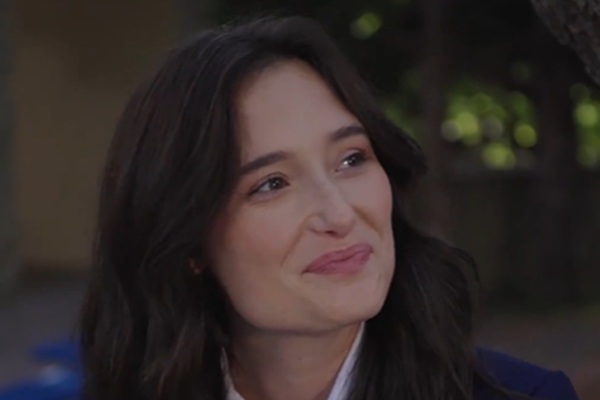 O Retorno da Filha Indesejada Completo Grátis