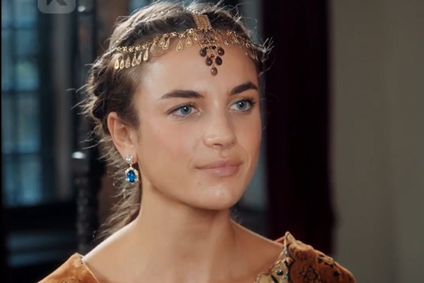 Série Reina Fuera De Tiempo