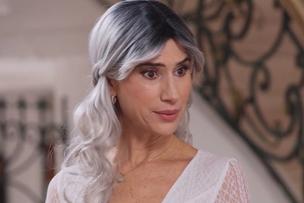 A Rainha Loba Alfa Retorna completa en español