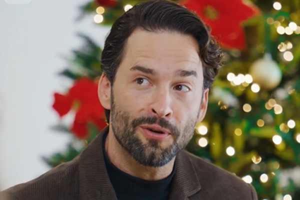 Elenco de Casamento Blindado Um Contrato de Natal