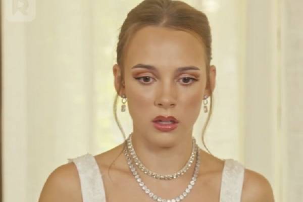 Ligada à Honra filme completo