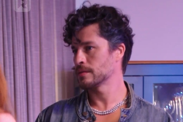 Como Domar Um Coroa Ator