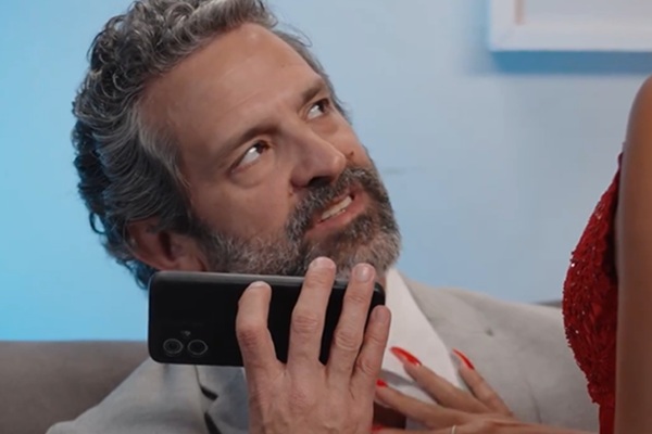 Como Domar Um Coroa Onde Assistir