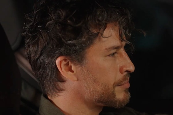 Como Domar Um Coroa Onde Assistir