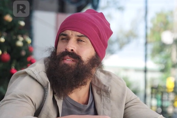 Encontrei Um Marido Bilionário e Sem-Teto Para o Natal Final