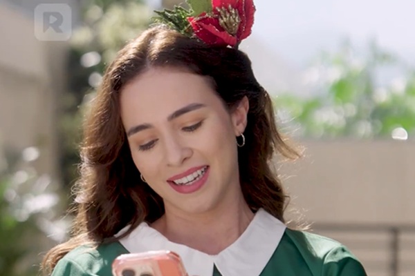 Encontrei Um Marido Bilionário e Sem-Teto Para o Natal Ator