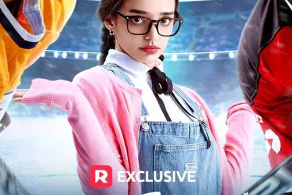 Relacionamento falso com aquele badboy do hóquei