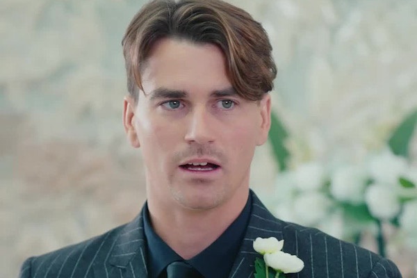 Troca de Bebês Abusa do Próprio por 18 Anos novel