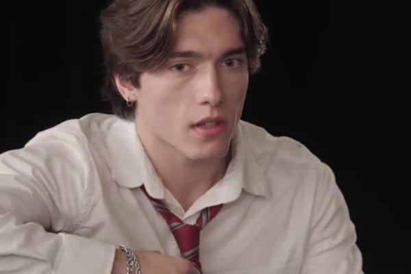 As palavras em português YouTube ator