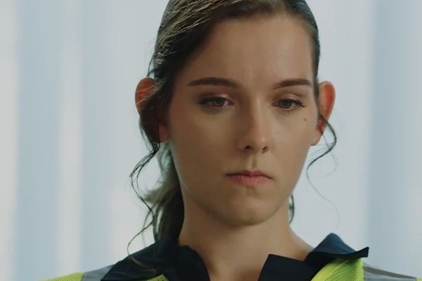 Samantha Drews como Catherine Blackwood