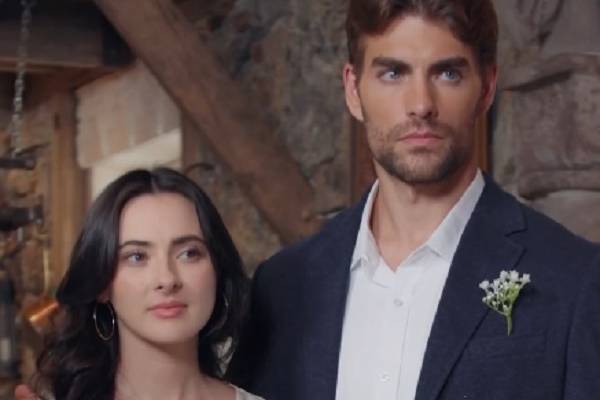 Natalie Smith e Rhett Callahan elenco