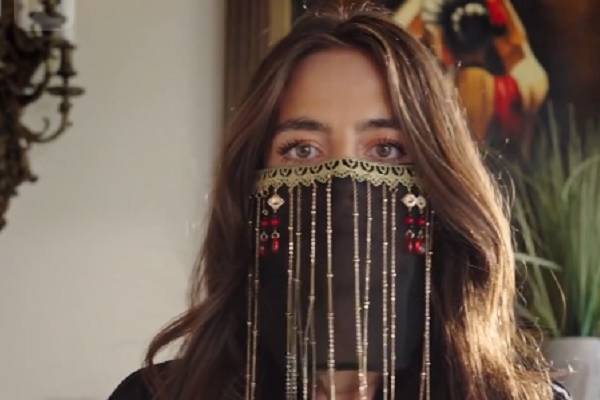 ReelShort Um marido para um marido resumo