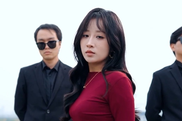 A Vez Dela de Cair Drama Chinês em Português