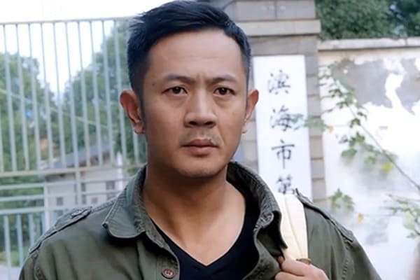 O Lendário Pai Retorna Drama Chinês em Português