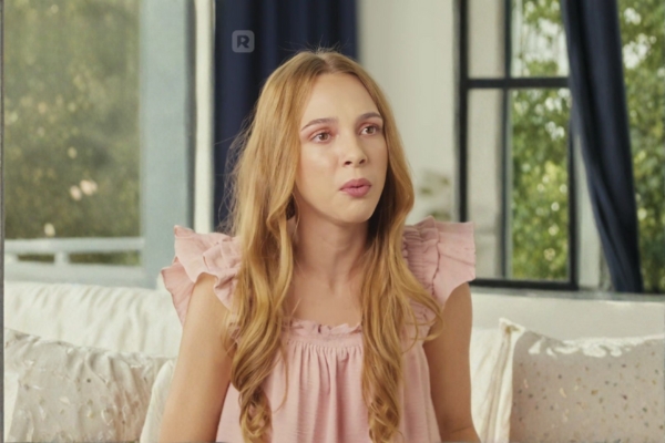 Aria Scuderi în Legată prin onoare