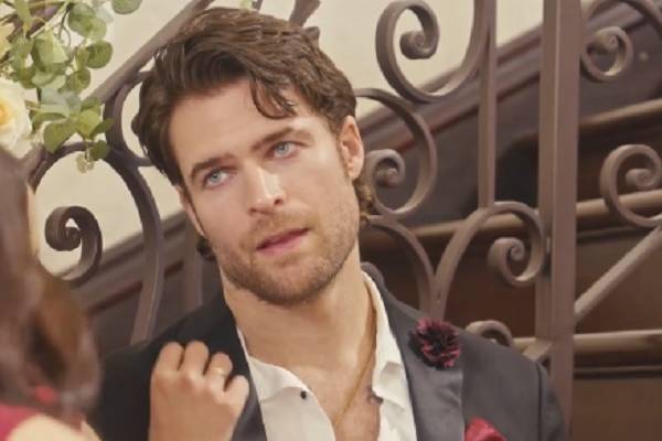 Legată prin onoare film