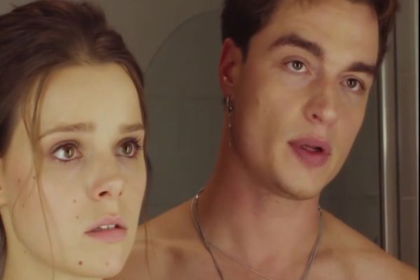 Violet și Marcus pe Dragoste la viteză periculoasă