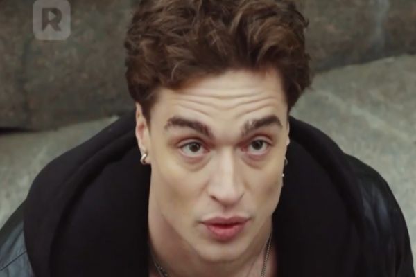 Dragoste la viteză periculoasă reelshort