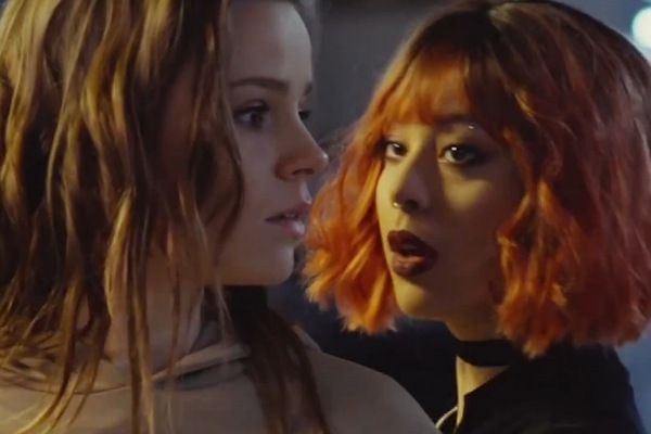 dragoste la viteză periculoasă film reelshort