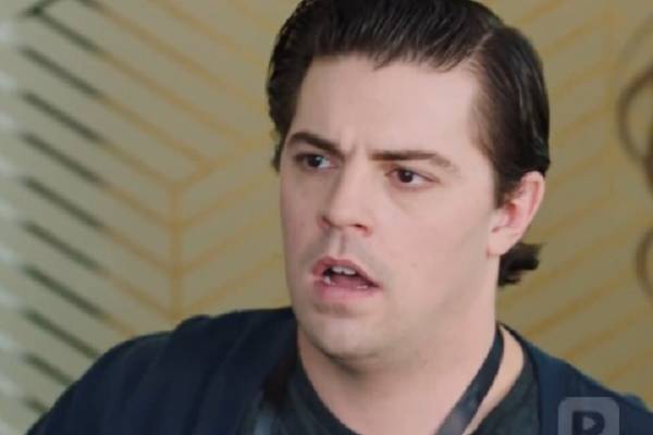 Ai concediat un geniu al tehnologiei flim final