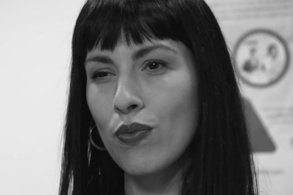 Miliardarul și mama surogat virgină Kaitlin Vance