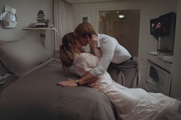 eski hükümlü dadı ve bekar milyarder baba full izle