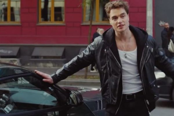 Yêu Giữa Tốc Độ Hiểm Nguy telegram