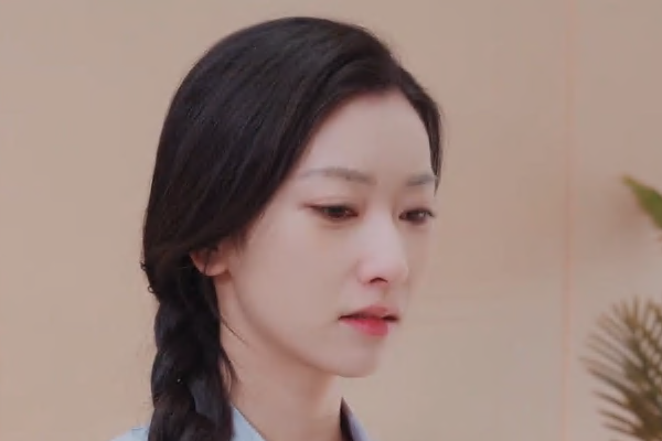 七根心簡演員胭脂琥珀