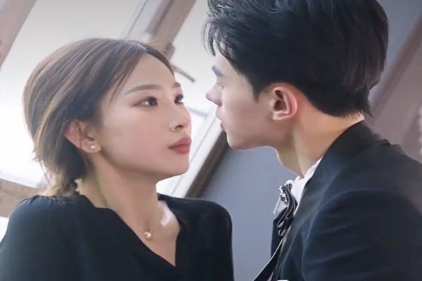  冰山大狀的溫柔裴丞